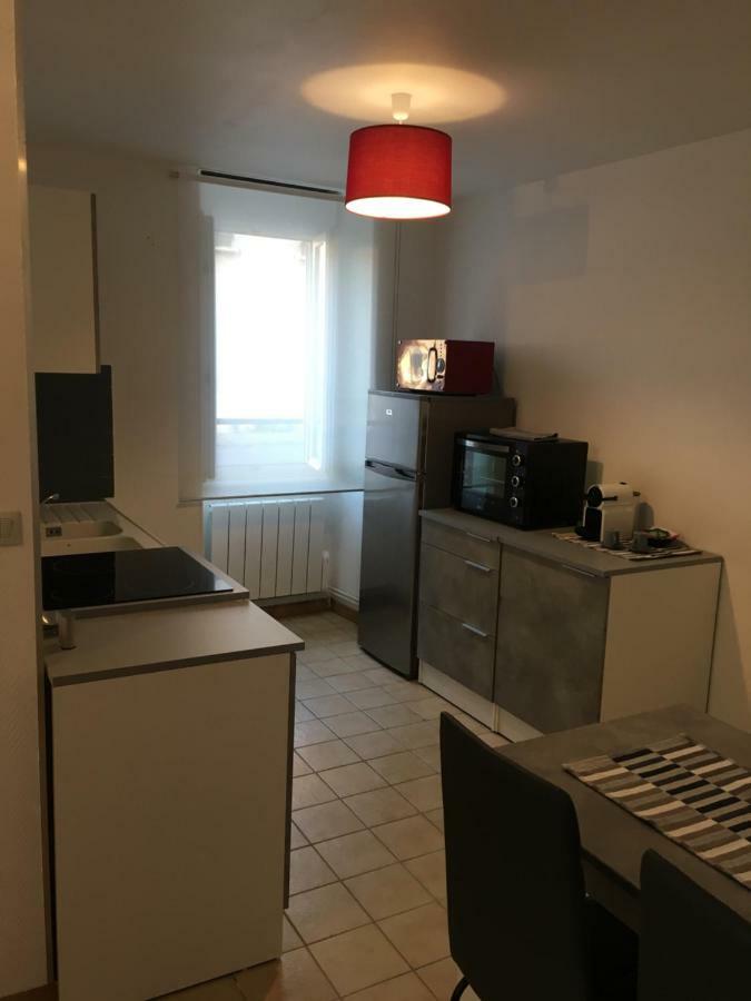 Charmant T2 Rdc Dans Residence Avec Parc Arbore Saint-Pierre-le-Moutier Exterior photo