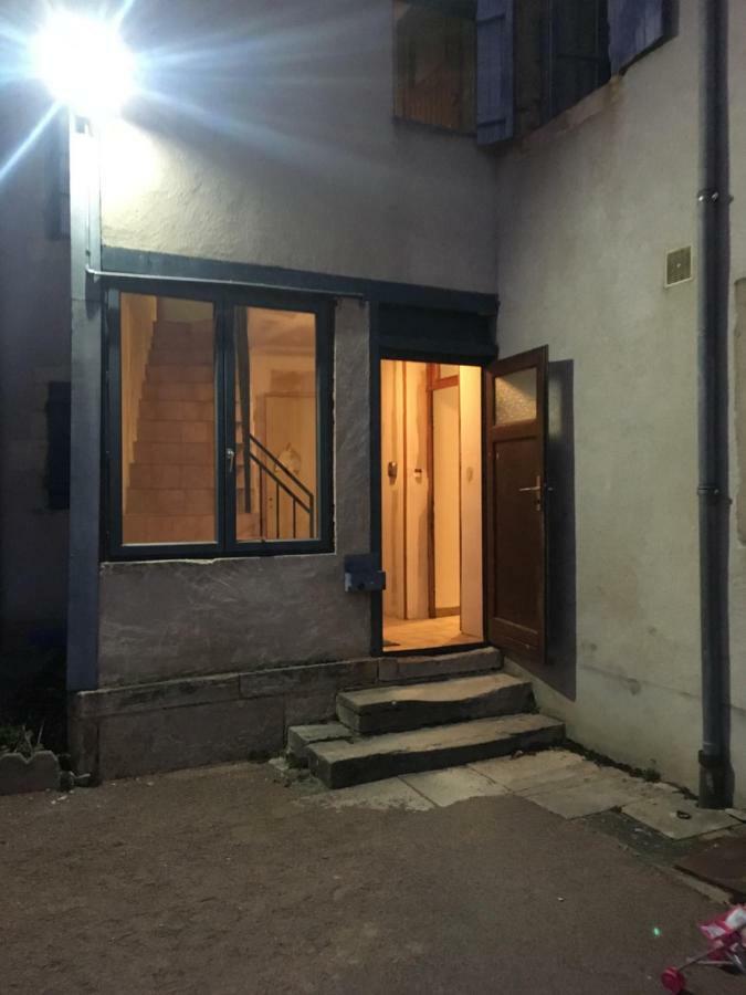 Charmant T2 Rdc Dans Residence Avec Parc Arbore Saint-Pierre-le-Moutier Exterior photo